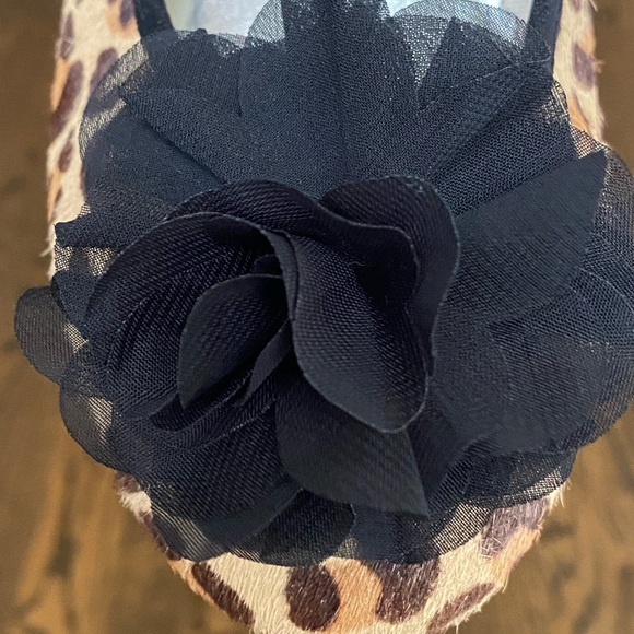 Landsend (pony hair) leopard print ballet flat with black pom detail on toe. - Picture 2 of 2